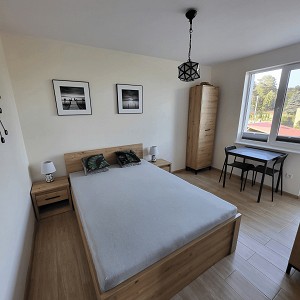 Pokój nr 4 z balkonem i widokiem na Zalew Wiślany