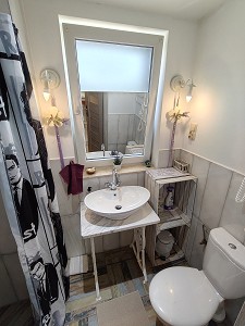 Apartament lawendowy łazienka