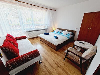 sypialnia apartament na piętrze