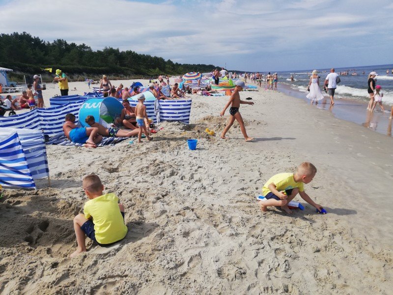 Pierwsze posezonowe obniżki cen